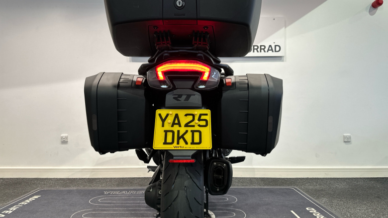 BMW R1300 RT LE (25MY)